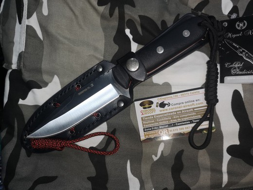 Cuchillo Semper Fi.2 Nieto