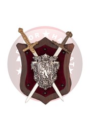 Panoplia con escudo y espadas Denix