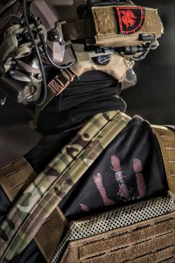 Camiseta Negra Midgard North Series T-Shirt Ragnar Raids