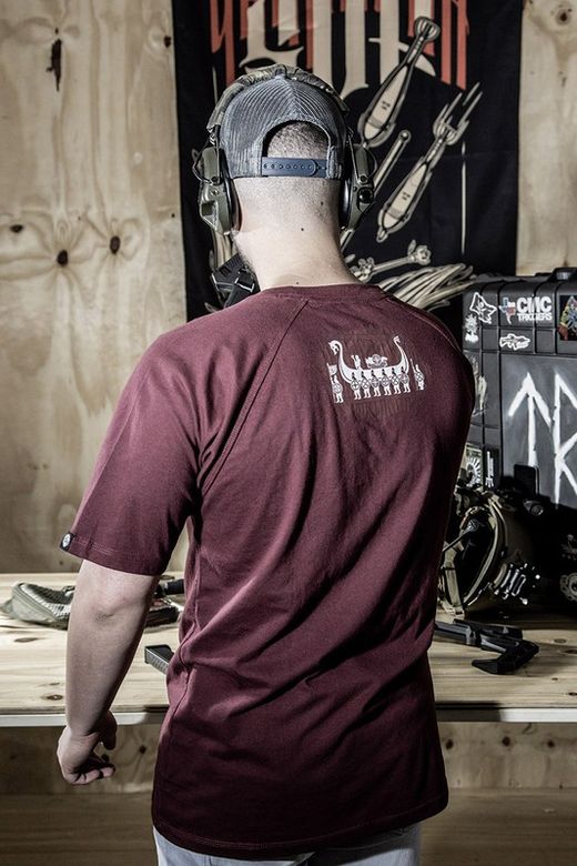 Camiseta Roja Midgard Valhalla Rising Series T-Shirt Ragnar Raids