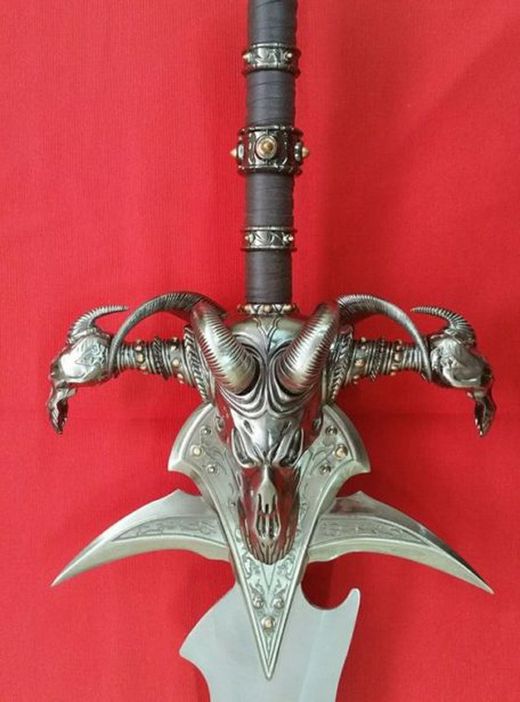 Espada Agonía de Escarcha (Frostmourne) World Of Warcraft
