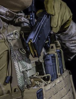Harald Plate Carrier Front Coyote / Multicam