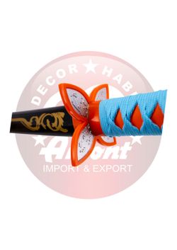 Katana de Demon Slayer empuñada por Kochou Shinobu
