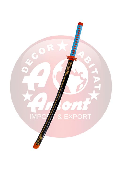 Katana de Demon Slayer empuñada por Kochou Shinobu