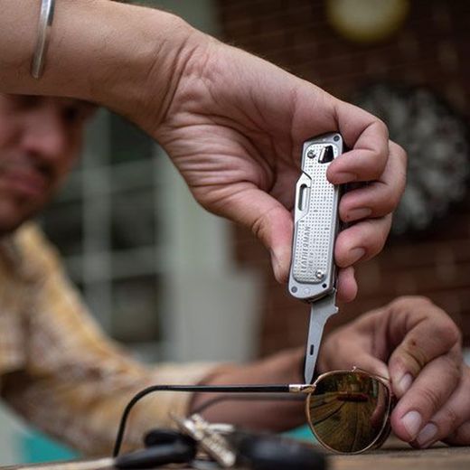 Leatherman Free T4