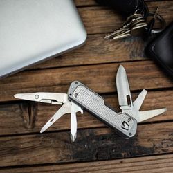 Leatherman Free T4