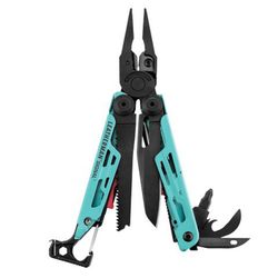 Leatherman Signal