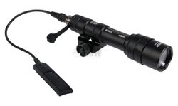 Linterna Táctica M600U 500 Lumens Surefire (Element)