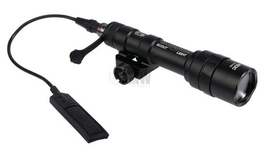 Linterna Táctica M600U 500 Lumens Surefire (Element)