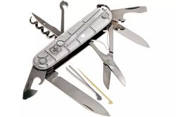 Multiusos Victorinox "Climber" 14 Funciones