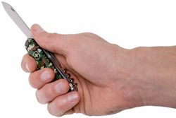 Multiusos Victorinox "Huntsman" 15 Funciones