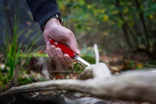 Multiusos Victorinox "Huntsman" 15 Funciones