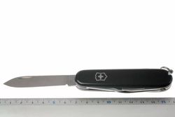Multiusos Victorinox "Spartan" 12 Funciones
